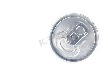 可乐饮料罐摄影照片_金属铝饮料罐顶部视图