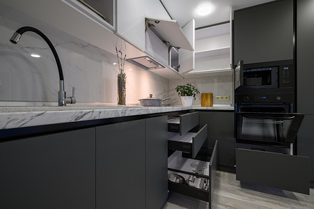 现代简约时尚深灰白色厨房