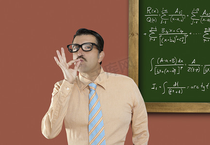 天才书呆子眼镜傻人板数学公式