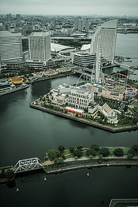 高层成市摄影照片_从横滨北高塔眺望的景色（单色）
