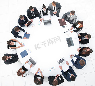 会议中心摄影照片_公司股东圆桌会议的高层观点。