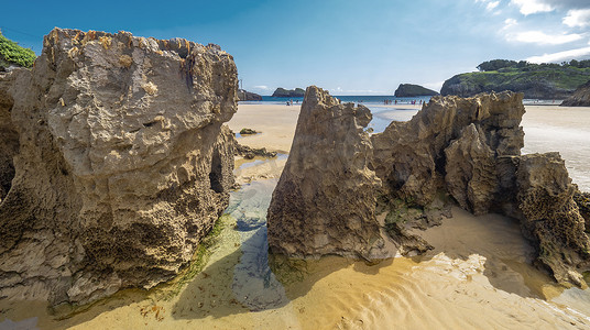 帕纳海摄影照片_塞洛里奥城市海滩 (Urban Beach of Celorio), 帕隆比纳海滩 (Palombina Beach), 塞洛里奥, 利亚内斯, 西班牙