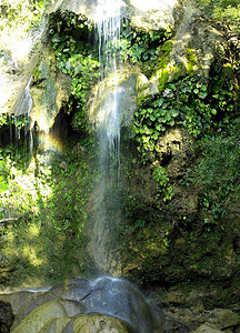 瀑布，Salto de Arco Iris，索罗阿，比那尔德里奥省，铜
