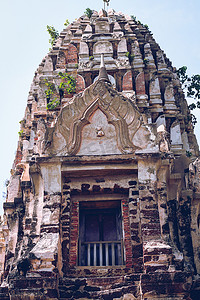 泰国大城府历史公园的拉差布拉那寺 (Wat Ratchaburana)