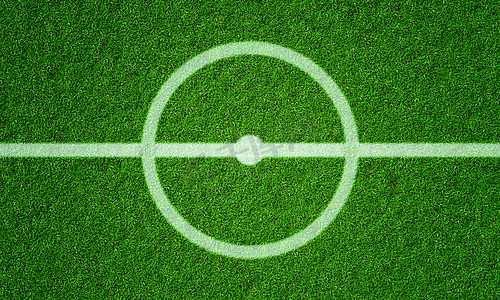 足球场的足球场有线草图案和中心线圆。