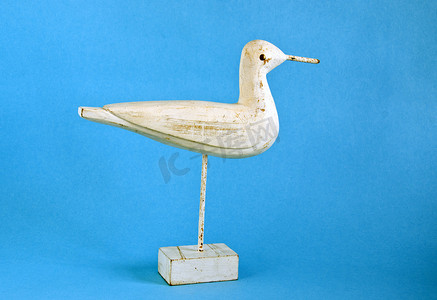 木制复古装饰鸟雕塑