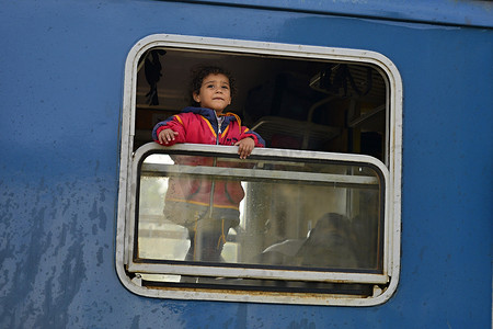 离开匈牙利的难民