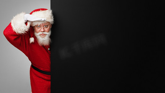 圣诞老人展望未来的黑色横幅