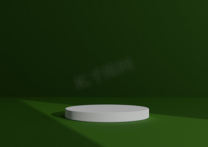 简单、最小的 3D 渲染组合，带有一个白色圆柱体讲台或站在抽象阴影深暖绿色背景上，用于产品展示三角形光指向产品