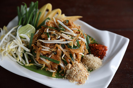 当地泰国菜 padthai 炒面