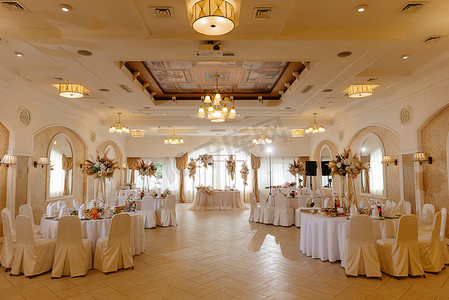 宴会厅摄影照片_婚礼舞台装饰。