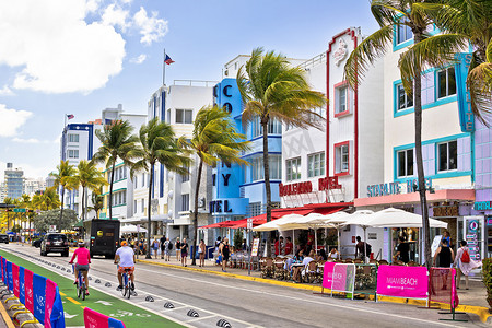 迈阿密海滩海洋大道建筑景观色彩缤纷的街道