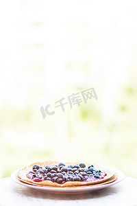 蓝莓糕点摄影照片_蓝莓糕点甜点 — 乡村美食食谱概念