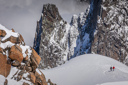 法国阿尔卑斯山夏蒙尼上萨瓦省的勃朗峰地块冰盖