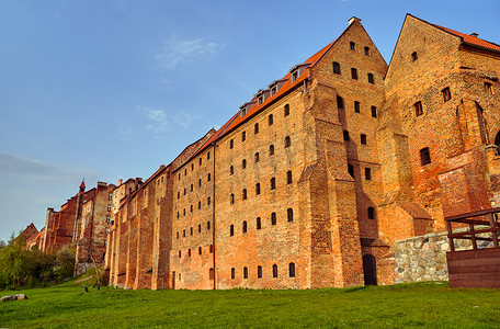波兰格鲁齐亚兹的哥特式砖砌粮仓