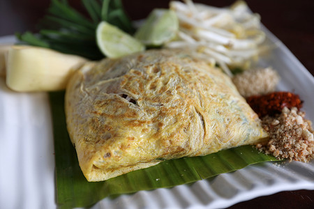当地泰国菜 padthai 炒面