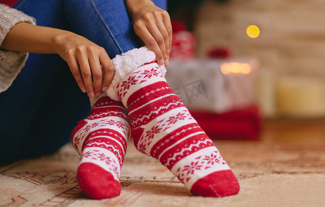 当舒适的袜子问世时，您就知道圣诞节到了。