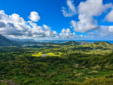 巴利眺望夏威夷瓦胡岛的美丽景色