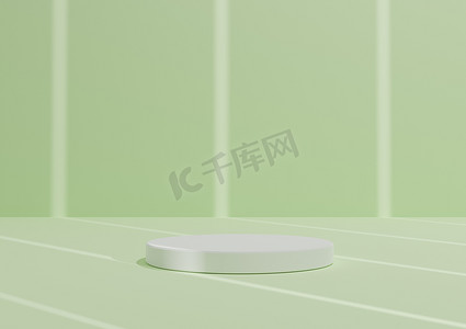 淡绿色背景摄影照片_简单、最小的 3D 渲染组合，带有一个白色圆筒讲台或站在抽象条纹阴影光、柔和的绿色背景上进行产品展示。