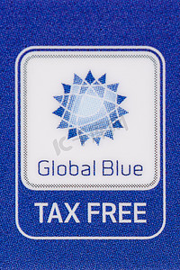 省吃俭用摄影照片_塑料卡上的宏观标志免税“全球蓝联”公司
