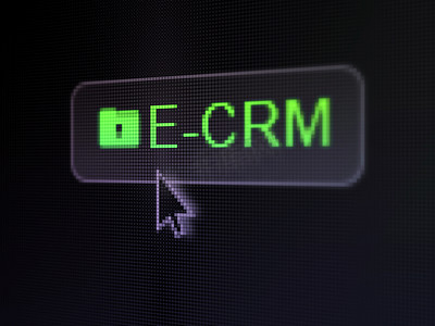 财务概念：E-CRM 和带钥匙孔的文件夹在数字按钮背景上