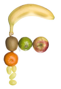 苹果打字摄影照片_由水果制成的字母“F”