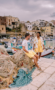 西西里岛 意大利 西西里岛卡斯泰拉姆马雷德尔戈尔福港，西西里岛令人惊叹的沿海村庄，意大利特拉帕尼省
