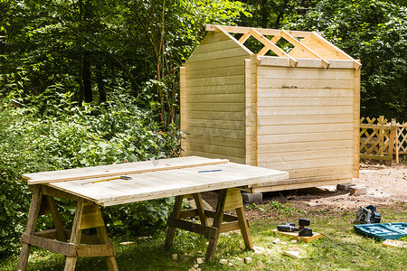 建造一座木屋