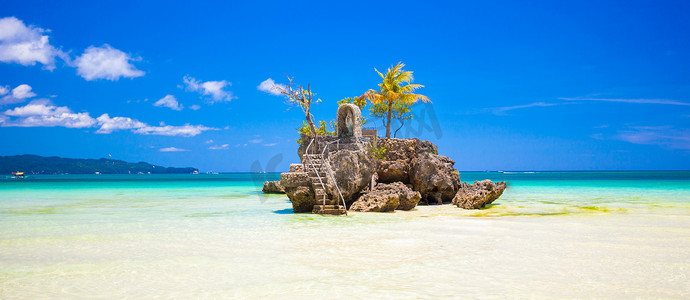 菲律宾长滩岛岛上的威利岩石