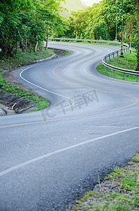 S——曲线道路。