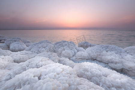 约旦死海的盐岩