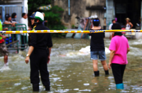 疏散演练摄影照片_2011年10月30日曼谷洪水