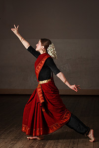 Bharat Natyam 舞蹈的倡导者
