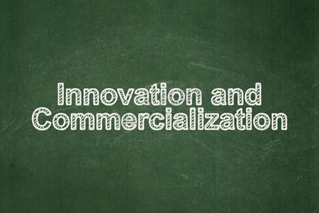 科学理念：黑板背景下的创新与商业化
