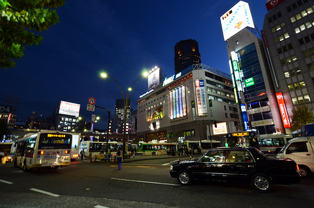 日本东京 — 11 月 28 日：涩谷被称为青年时尚