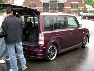紫色车