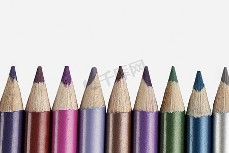 彩色铅笔创意艺术摄影照片_彩色铅笔