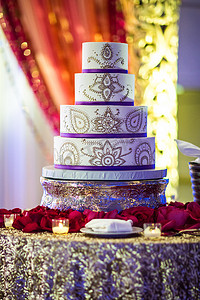 美丽的印度婚礼蛋糕