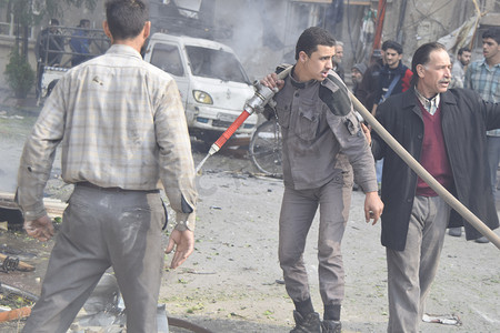 png炸弹摄影照片_叙利亚：大马士革东部爆炸造成10人死亡、数十人受伤