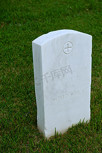 白色大理石军事风格墓碑或墓碑