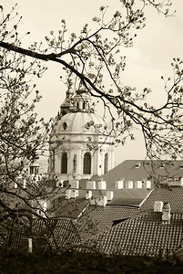 圣尼古拉斯教堂在布拉格