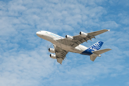 客机摄影照片_空客A380
