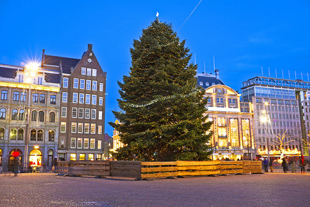 荷兰阿姆斯特丹的达姆广场圣诞节