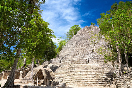 伊格莱西亚（教堂）金字塔，科巴，金塔纳罗奥州，墨西哥