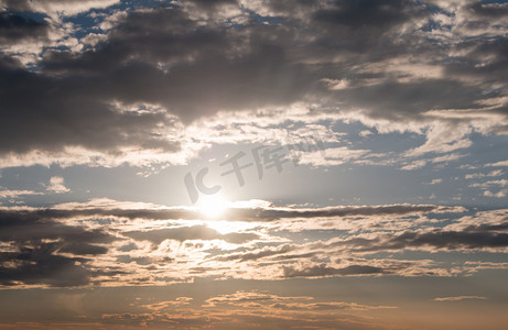 太阳和天空