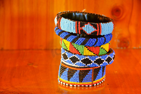 来自坦桑尼亚的手工珠饰珠宝