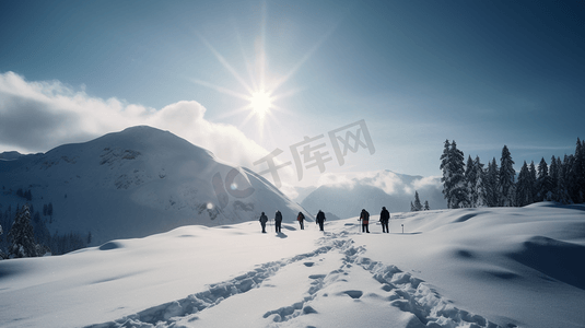 登山爱好者在白雪覆盖的山上徒步1