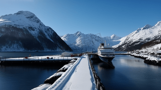 北欧邮轮停靠码头蓝天挪威