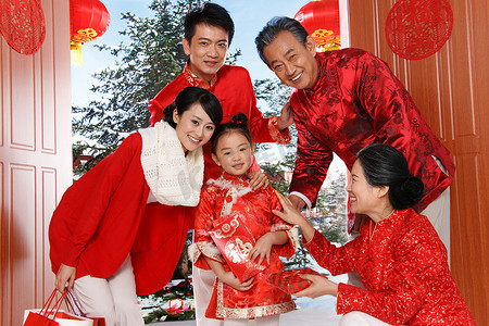 幸福家庭剪纸摄影照片_东方家庭过年