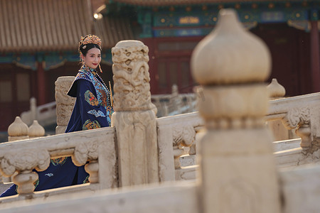 中国古风图片摄影照片_故宫古装美女